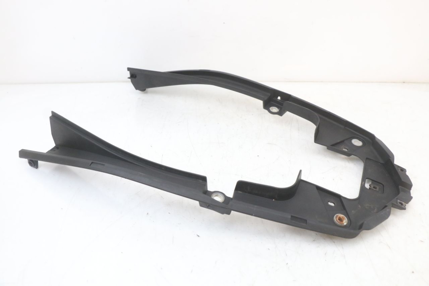 photo de UNDERSEAT PANEL LONGJIA EASY MAX 125 (2020 - 2024) - Component detail