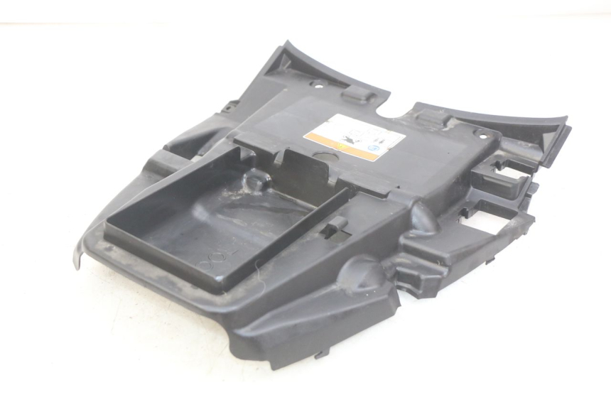 photo de UNDERSEAT COVER HONDA FJS SILVERWING SILVER WING 400 (2009 - 2016) - Alternative perspective