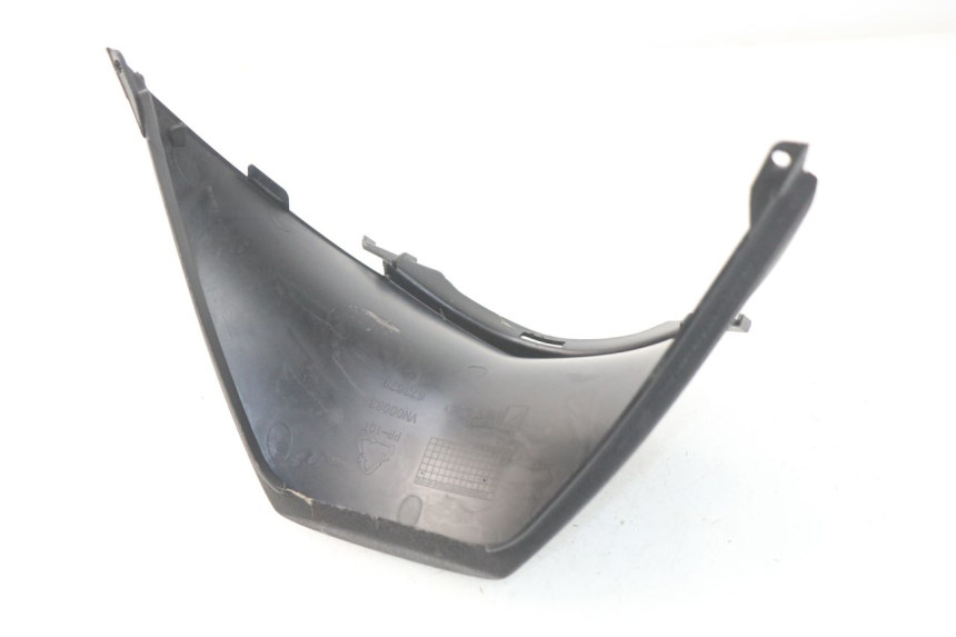 photo de UNDERSEAT PANEL PIAGGIO FLY IE 125 (2012 - 2017) - Component detail