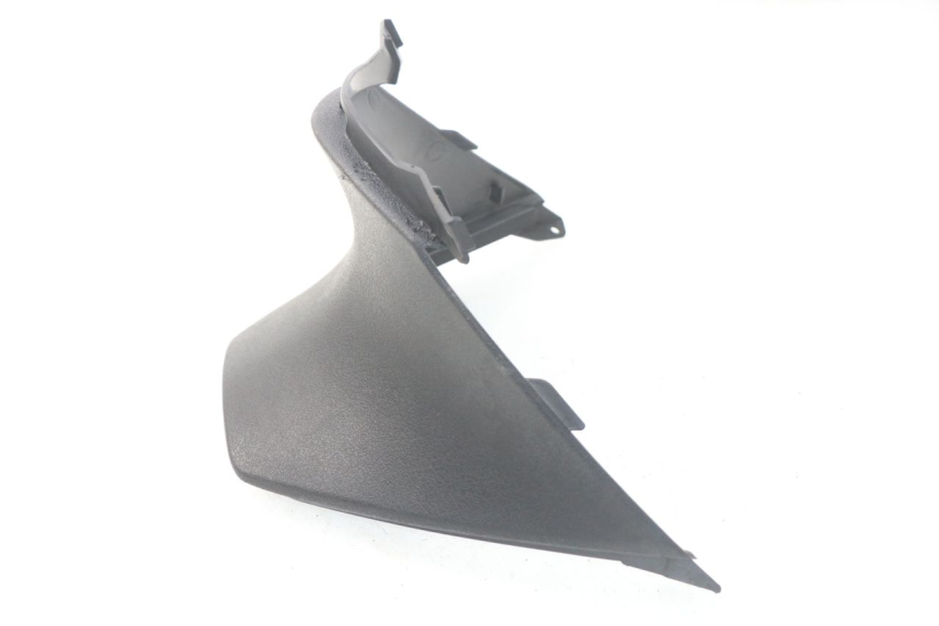 photo de UNDERSEAT PANEL PIAGGIO FLY IE 125 (2012 - 2017) - Alternative perspective