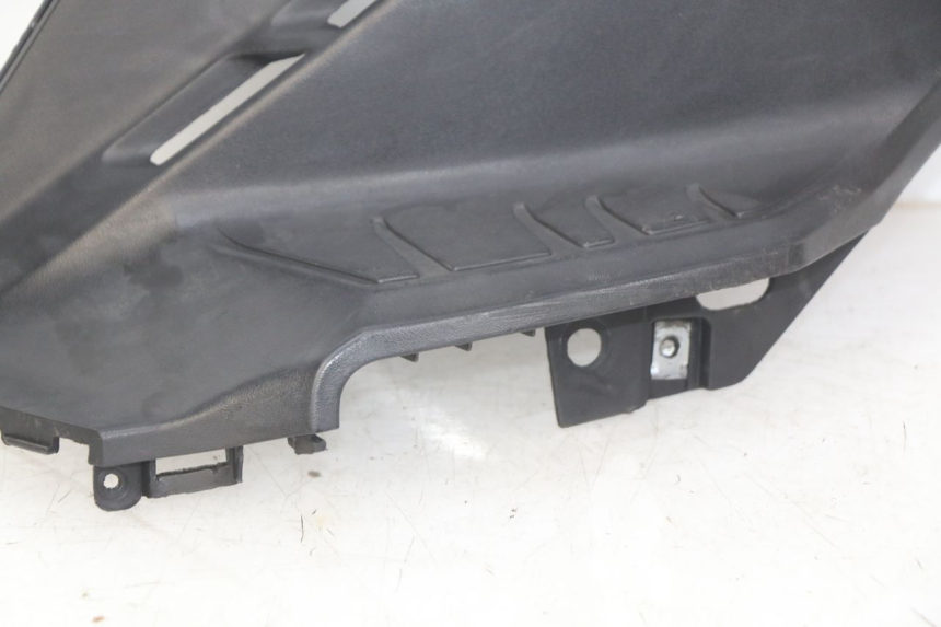 photo de LEFT UNDERSEAT COVER KYMCO AGILITY 16+ 4T 50 (2018 - 2023) - Product overview