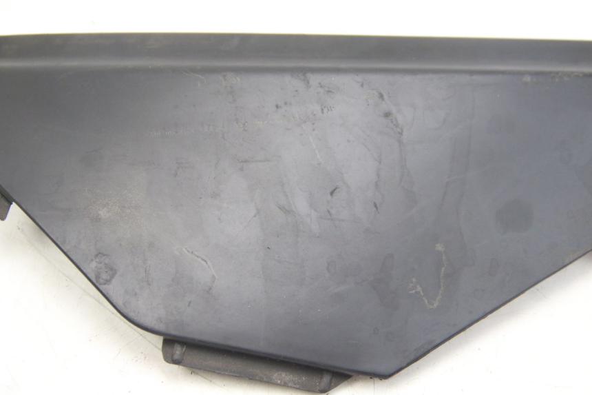 photo de LEFT UNDERSEAT COVER APRILIA ATLANTIC 500 (2002 - 2003) - Alternative perspective