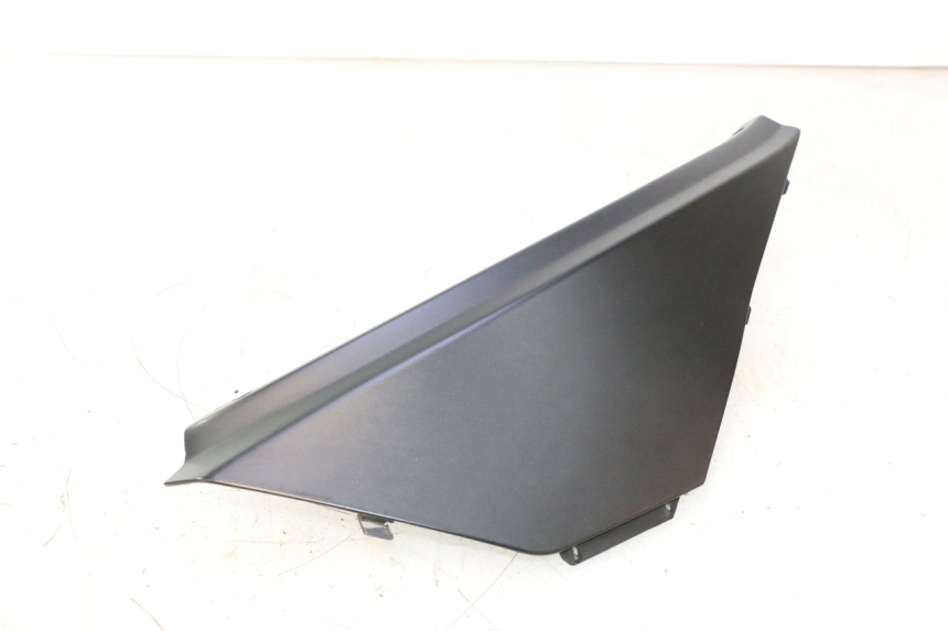 photo de LEFT UNDERSEAT PANEL APRILIA ATLANTIC S 125 (2010 - 2013) - Component detail