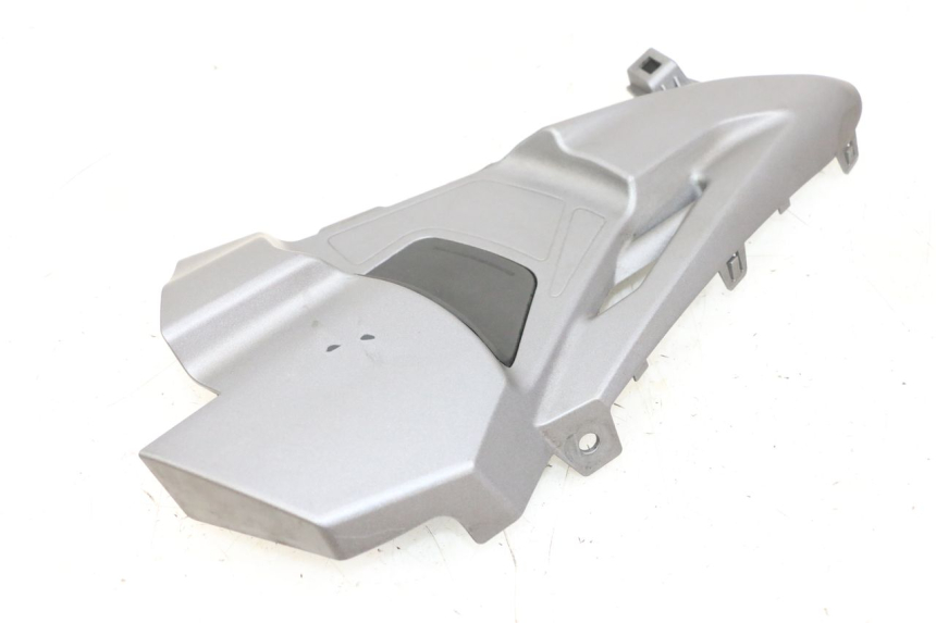 photo de LEFT UNDERSEAT PANEL SUZUKI BURGMAN 650 (2013 - 2020) - Product overview