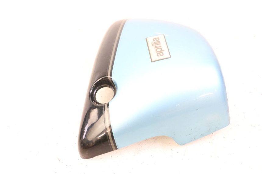 photo de LEFT UNDERSEAT PANEL APRILIA CLASSIC 125 (1995 - 2001) - Technical close-up