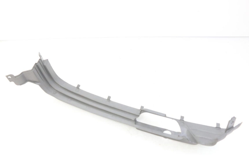 photo de LEFT UNDERSEAT COVER SUZUKI CP 80 (1985 - 1996) - Component detail