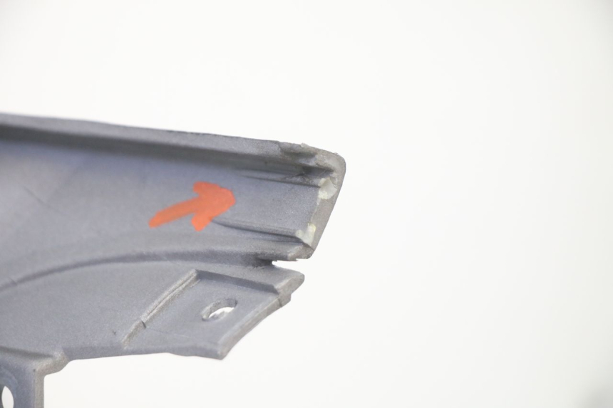 photo de LEFT UNDERSEAT COVER SYM FIDDLE 3 III 125 (2014 - 2020) - Markings and original references