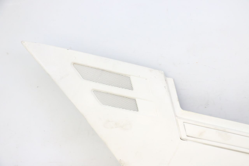 photo de LEFT UNDERSEAT PANEL YAMAHA FJ 36Y 1100 (1984 - 1985) - Alternative perspective