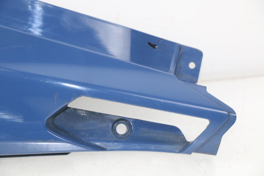 photo de LEFT UNDERSEAT PANEL YAMAHA FJR ABS 1300 (2006 - 2012) - Surface and material condition