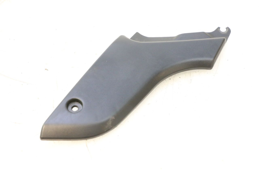 photo de LEFT UNDERSEAT PANEL YAMAHA FJR 1300 (2001 - 2005) - Main view