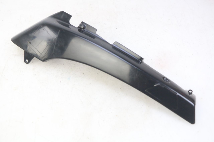 photo de LEFT UNDERSEAT COVER PEUGEOT FOX 50 (1995 - 2003) - Technical close-up