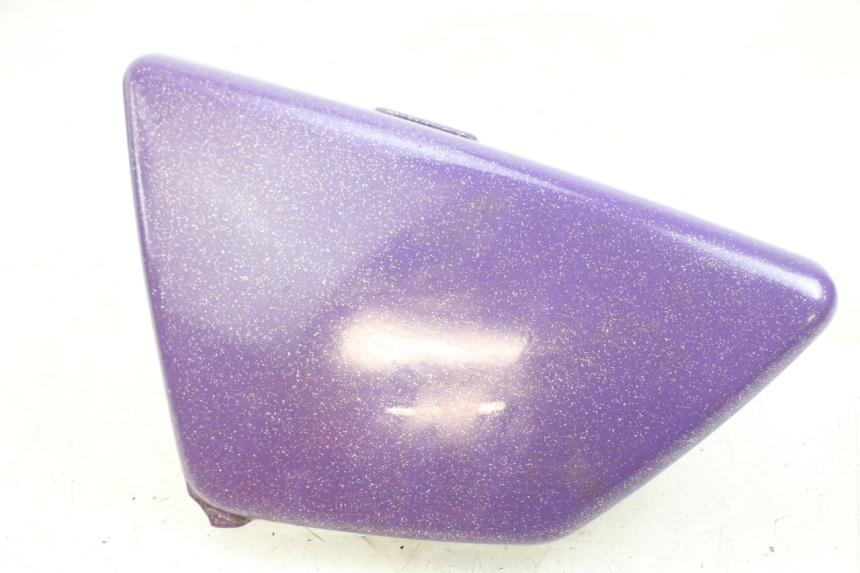 photo de LEFT UNDERSEAT PANEL SUZUKI GN 125 (1997 - 2000) - Main view