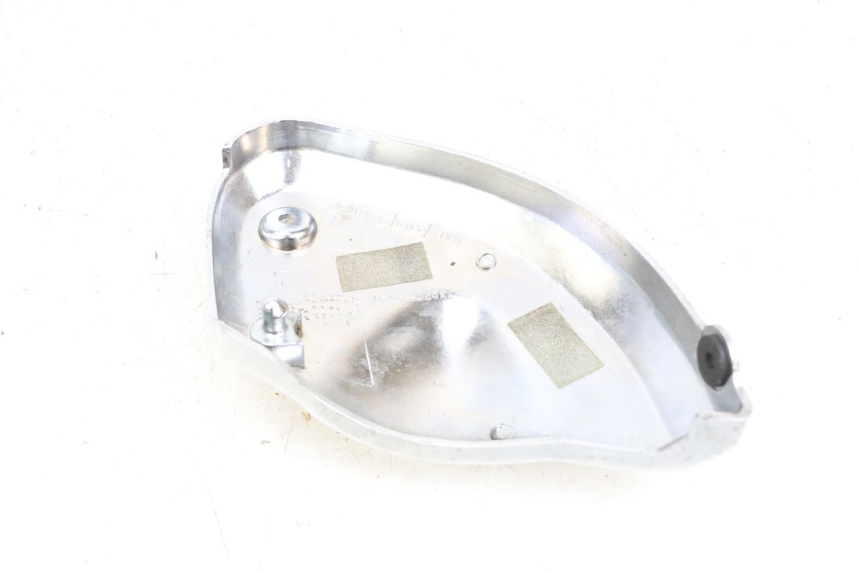 photo de LEFT UNDERSEAT PANEL SUZUKI GSF N BANDIT 600 (1996 - 1999) - Zoom on usage condition