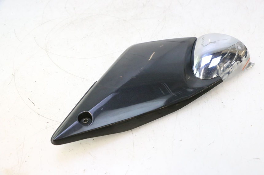 photo de LEFT UNDERSEAT PANEL SUZUKI GSF N BANDIT 1200 (2001 - 2005) - Fixing points details