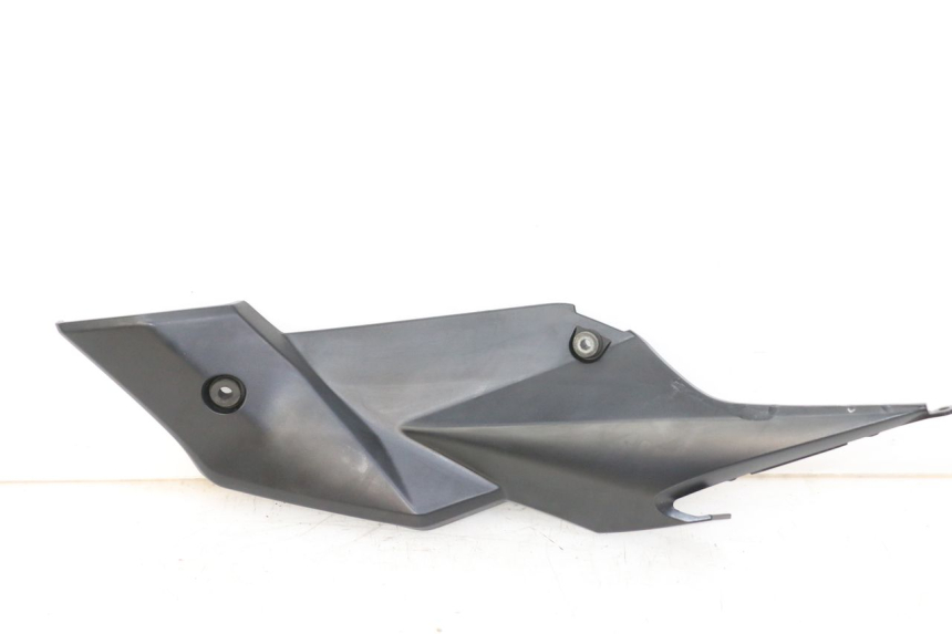 photo de LEFT UNDERSEAT PANEL SUZUKI GSR 750 (2011 - 2017) - Main view