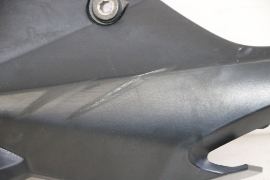 photo de LEFT UNDERSEAT PANEL SUZUKI GSR 750 (2011 - 2017) - Markings and original references