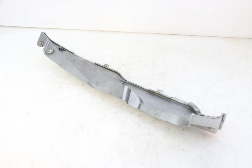 photo de LEFT UNDERSEAT PANEL DAELIM HISTORY 125 (2001 - 2002) - Surface and material condition