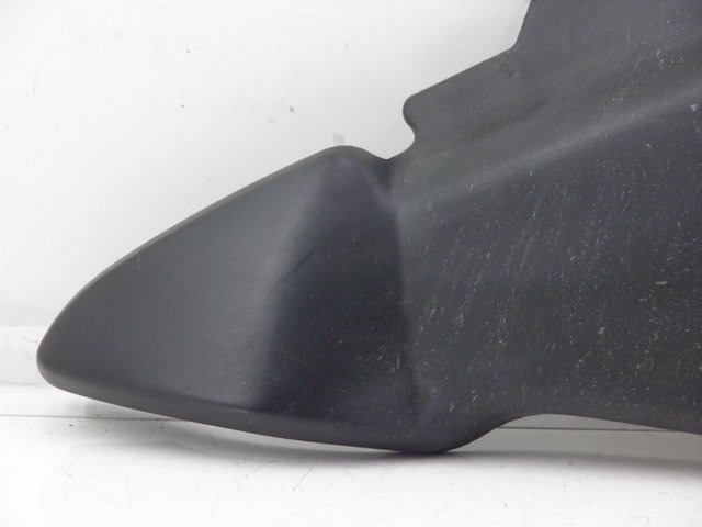 photo de LEFT UNDERSEAT PANEL HONDA CBF S ABS 600 (2004 - 2007) - Alternative perspective