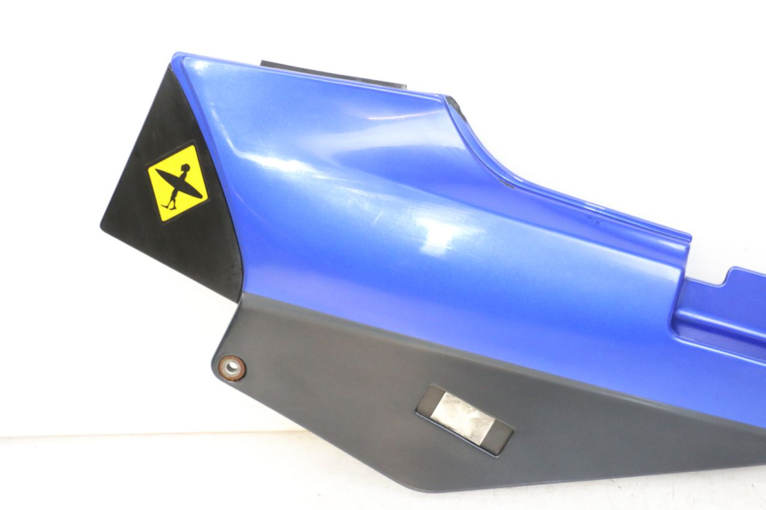 photo de LEFT UNDERSEAT PANEL KAWASAKI GTR 1000 (1994 - 2004) - Surface and material condition