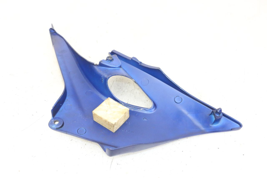 photo de LEFT UNDERSEAT PANEL KAWASAKI ZR7 ZR-7 S 750 (1999 - 2004) - Checked used part