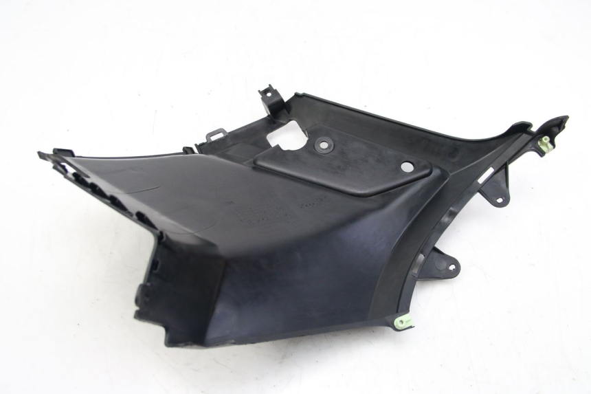 photo de LEFT UNDERSEAT COVER PEUGEOT KISBEE 2T 50 (2018 - 2022) - Surface and material condition