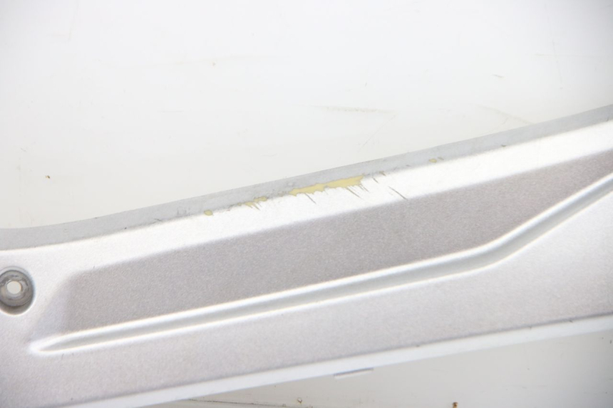 photo de LEFT UNDERSEAT COVER EUROCKA MATADOR 4T 50 (2010 - 2016) - Fixing points details