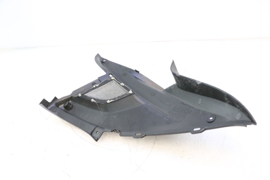 photo de LEFT UNDERSEAT PANEL MBK NITRO 50 (2004 - 2008) - Alternative perspective