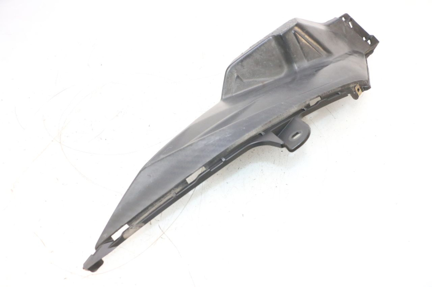 photo de LEFT UNDERSEAT COVER SYM ORBIT III 3 4T 50 (2018 - 2021) - Component detail