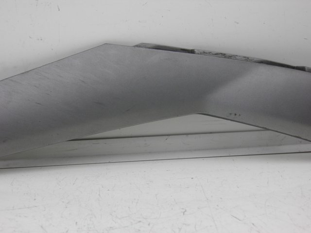 photo de LEFT UNDERSEAT PANEL PIAGGIO MP3 125 (2006 - 2014) - Alternative perspective
