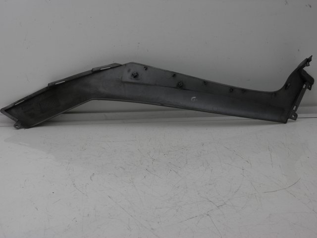 photo de LEFT UNDERSEAT PANEL PIAGGIO MP3 125 (2006 - 2014) - Technical close-up