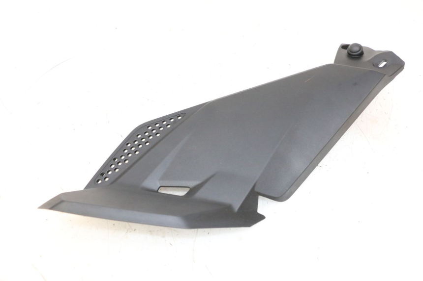 photo de LEFT UNDERSEAT PANEL BMW R GS 1250 (2021 - 2024) - Product overview