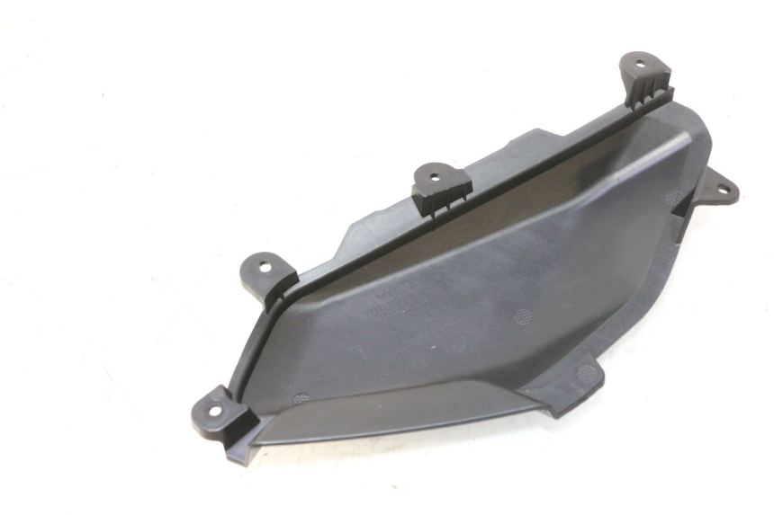 photo de LEFT UNDERSEAT PANEL JM MOTORS R-MAX TECH 50 (2024 - 2026) - Component detail