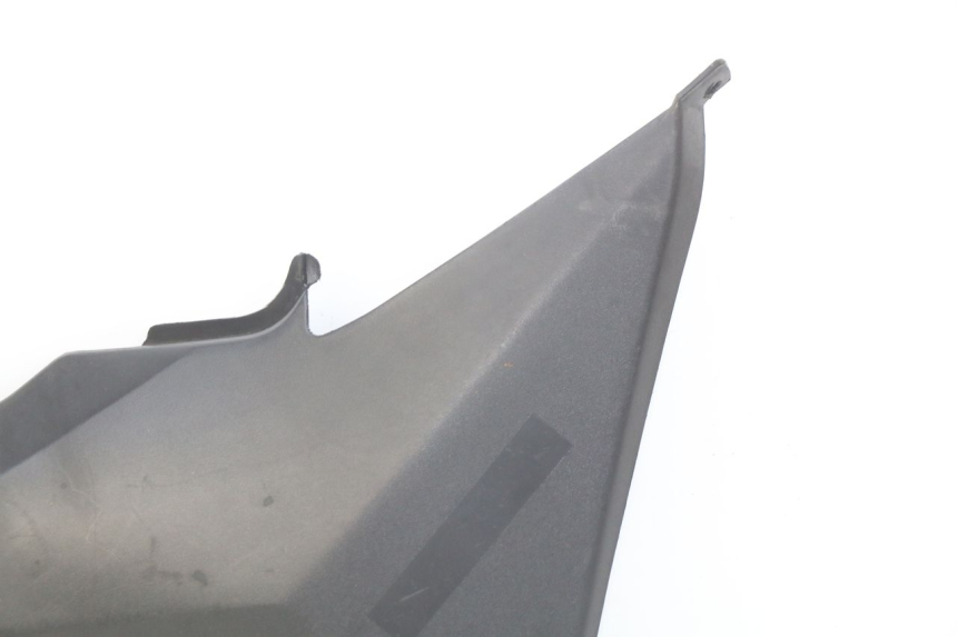 photo de LEFT UNDERSEAT COVER YAMASAKI RAPTOR 50 (2013 - 2018) - Fixing points details