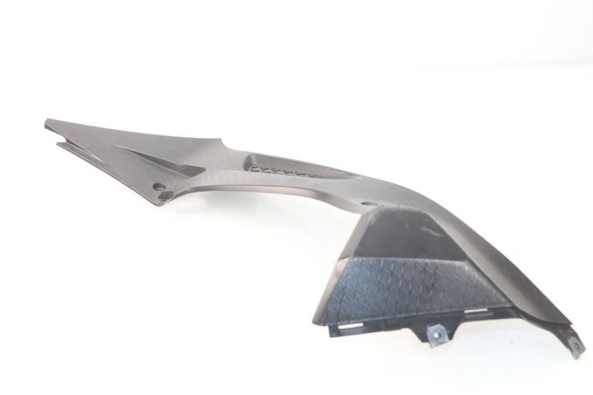 photo de LEFT UNDERSEAT PANEL BMW S RR ABS S1000RR 1000 (2009 - 2011) - Product overview