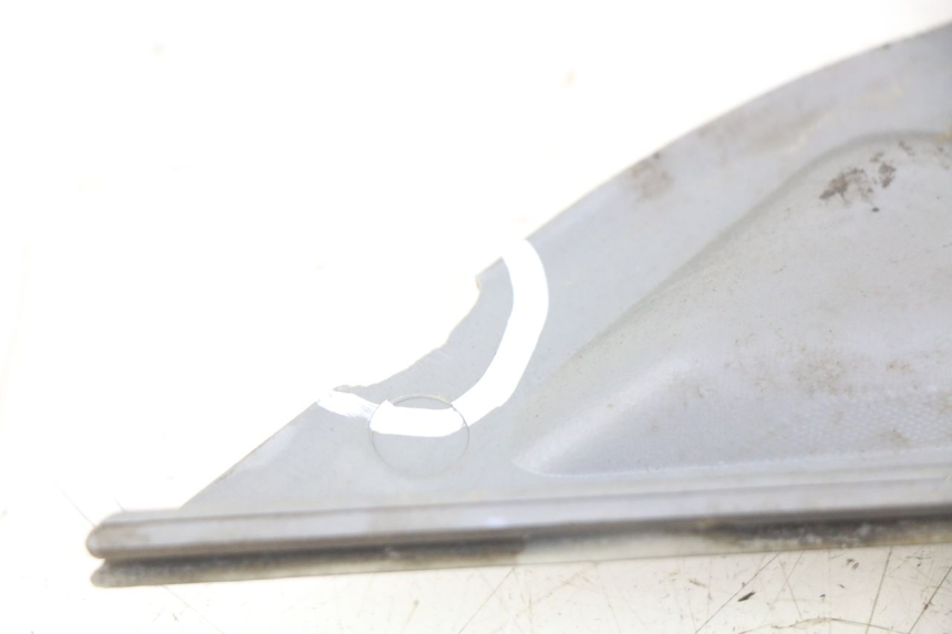 photo de LEFT UNDERSEAT COVER DAELIM S3 125 (2010 - 2017) - Product overview