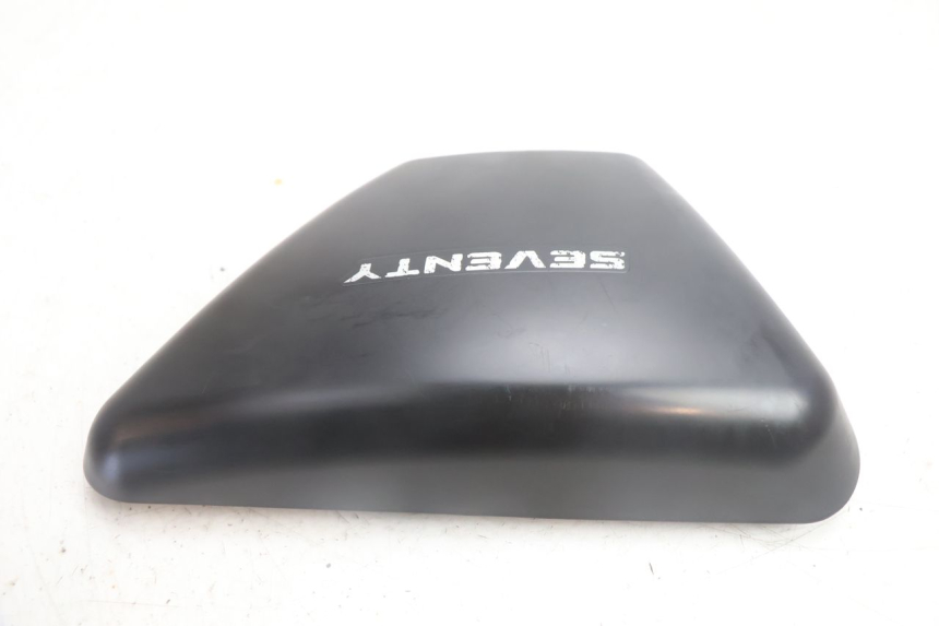 photo de LEFT UNDERSEAT PANEL MASH SEVENTY FIVE 125 (2013 - 2021) - Alternative perspective