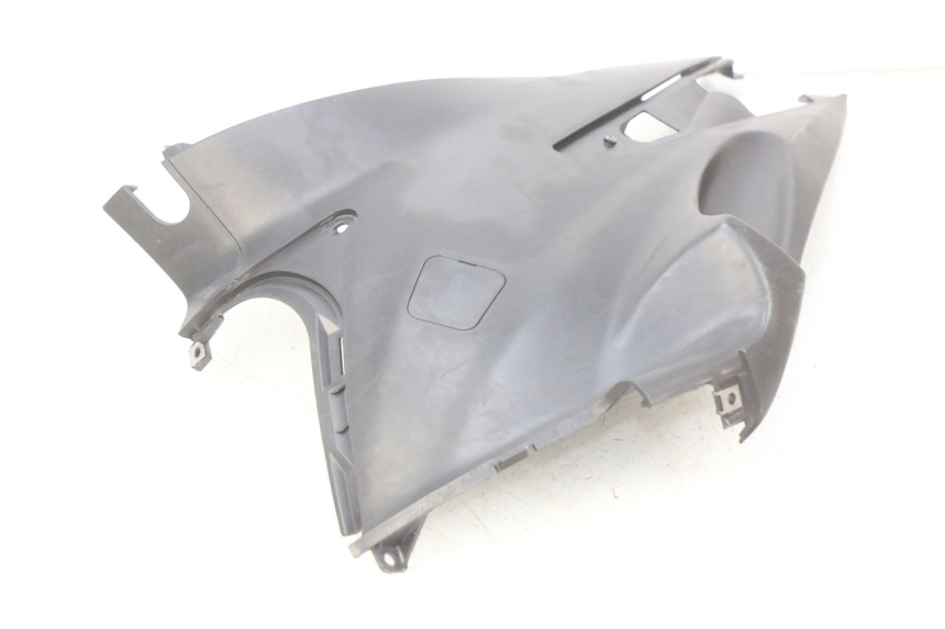 photo de LEFT UNDERSEAT COVER SUZUKI SIXTEEN 125 (2008 - 2010) - Product overview