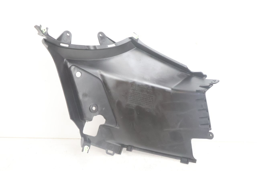 photo de LEFT UNDERSEAT PANEL PEUGEOT STREETZONE NAKED 2T 50 (2014 - 2018) - Technical close-up