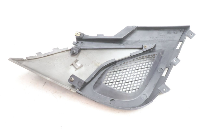 photo de LEFT UNDERSEAT PANEL KYMCO SUPER 8 2T 50 (2007 - 2013) - Surface and material condition