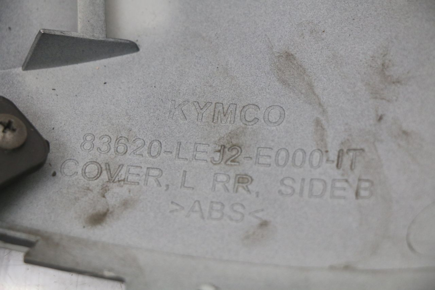 photo de LEFT UNDERSEAT PANEL KYMCO SUPER 8 4T 50 (2021 - 2024) - Fixing points details