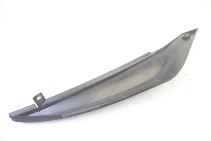 photo de LEFT UNDERSEAT PANEL KSR TR SM 50 (2015 - 2018) - Zoom on usage condition