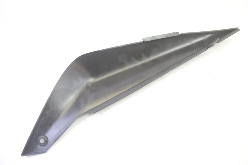 photo de LEFT UNDERSEAT PANEL KSR TR SM 50 (2015 - 2018) - Alternative perspective