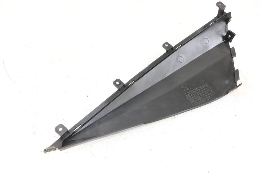 photo de Left side seat cover BEELINE VELOCE 4T 50 (2011 - 2020) - Component detail