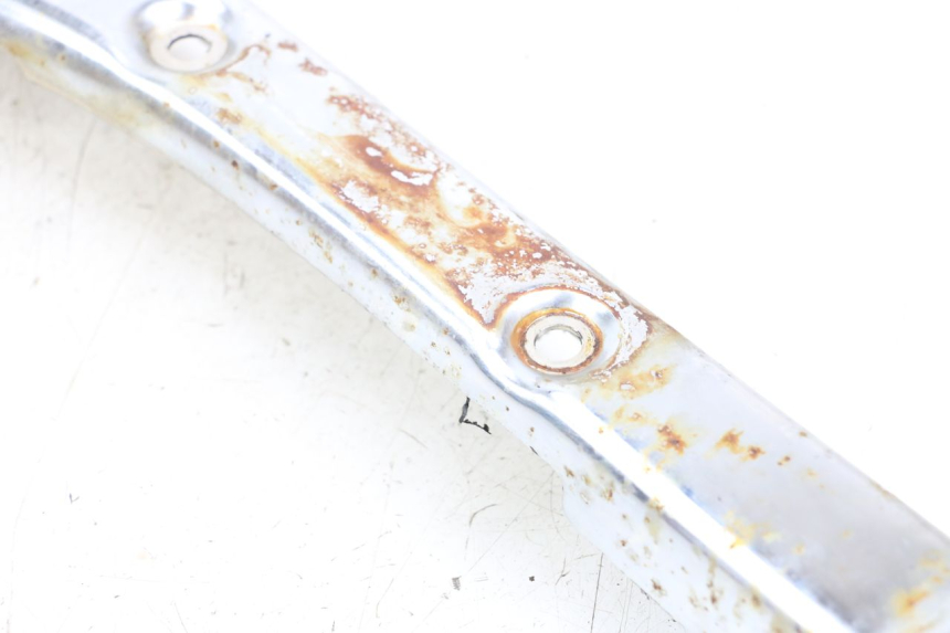 photo de LEFT UNDERSEAT PANEL DAELIM VL DAYSTAR 125 (2000 - 2011) - Technical close-up