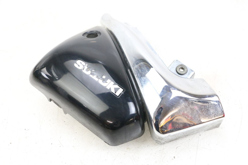 photo de LEFT UNDERSEAT PANEL SUZUKI VL INTRUDER 125 (2004 - 2007) - Surface and material condition
