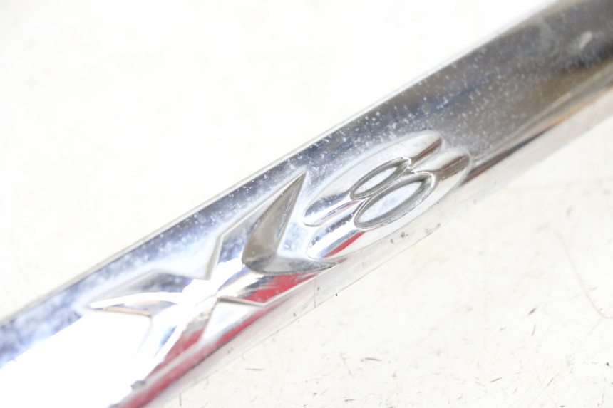 photo de LEFT UNDERSEAT PANEL PIAGGIO X8 125 (2004 - 2007) - Alternative perspective