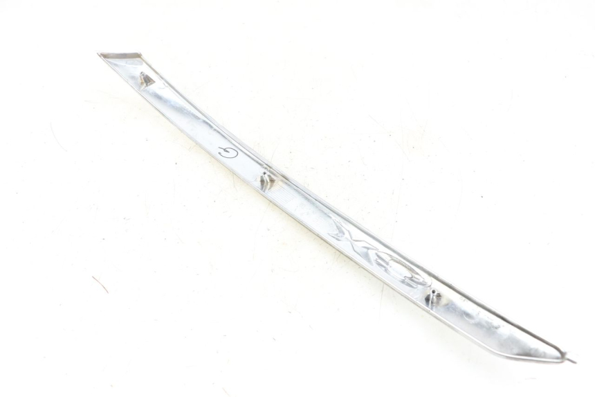 photo de LEFT UNDERSEAT PANEL PIAGGIO X8 125 (2004 - 2007) - Component detail