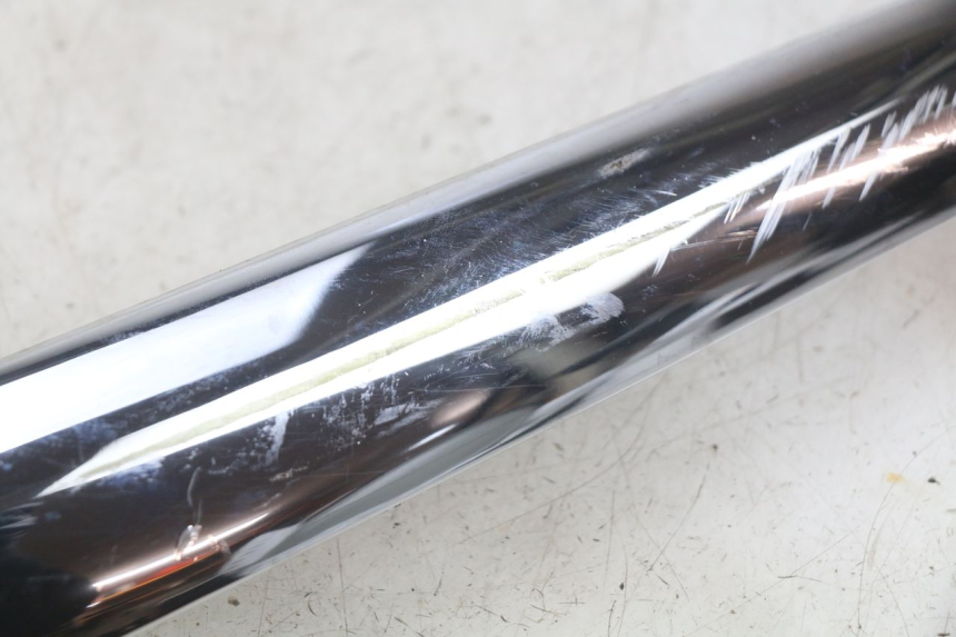 photo de LEFT UNDERSEAT COVER PIAGGIO XEVO - X EVO 125 (2007 - 2017) - Technical close-up