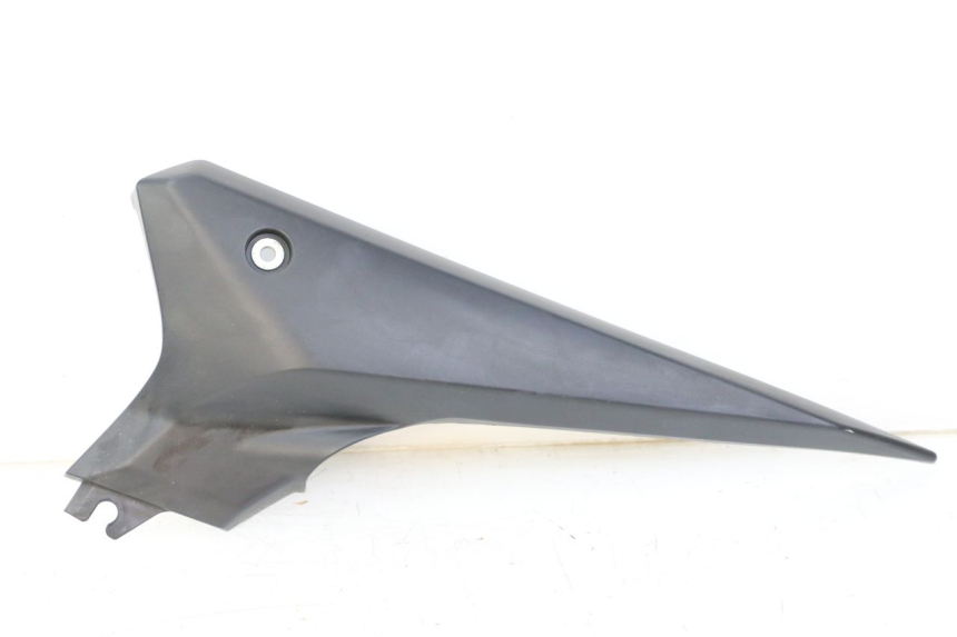 photo de LEFT UNDERSEAT PANEL YAMAHA XJ6 600 (2008 - 2016) - Main view