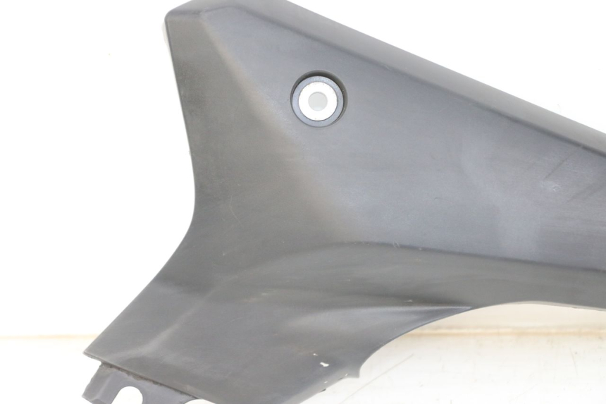 photo de LEFT UNDERSEAT PANEL YAMAHA XJ6 ABS 600 (2008 - 2016) - Product overview